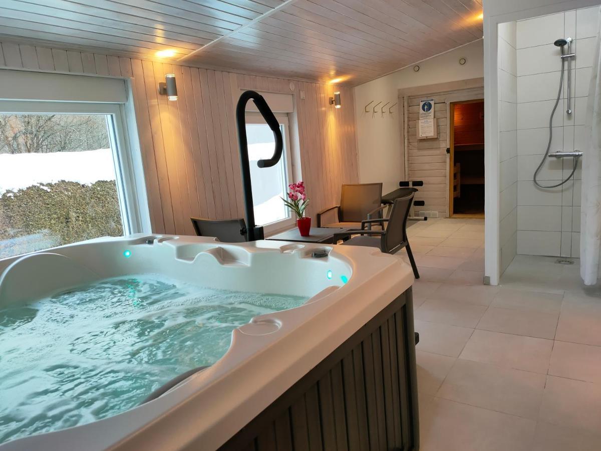 Gite 295 Montagnes Du Jura Avec Spa Et Sauna Classe 3 Etoiles Foncine-le-Haut Экстерьер фото